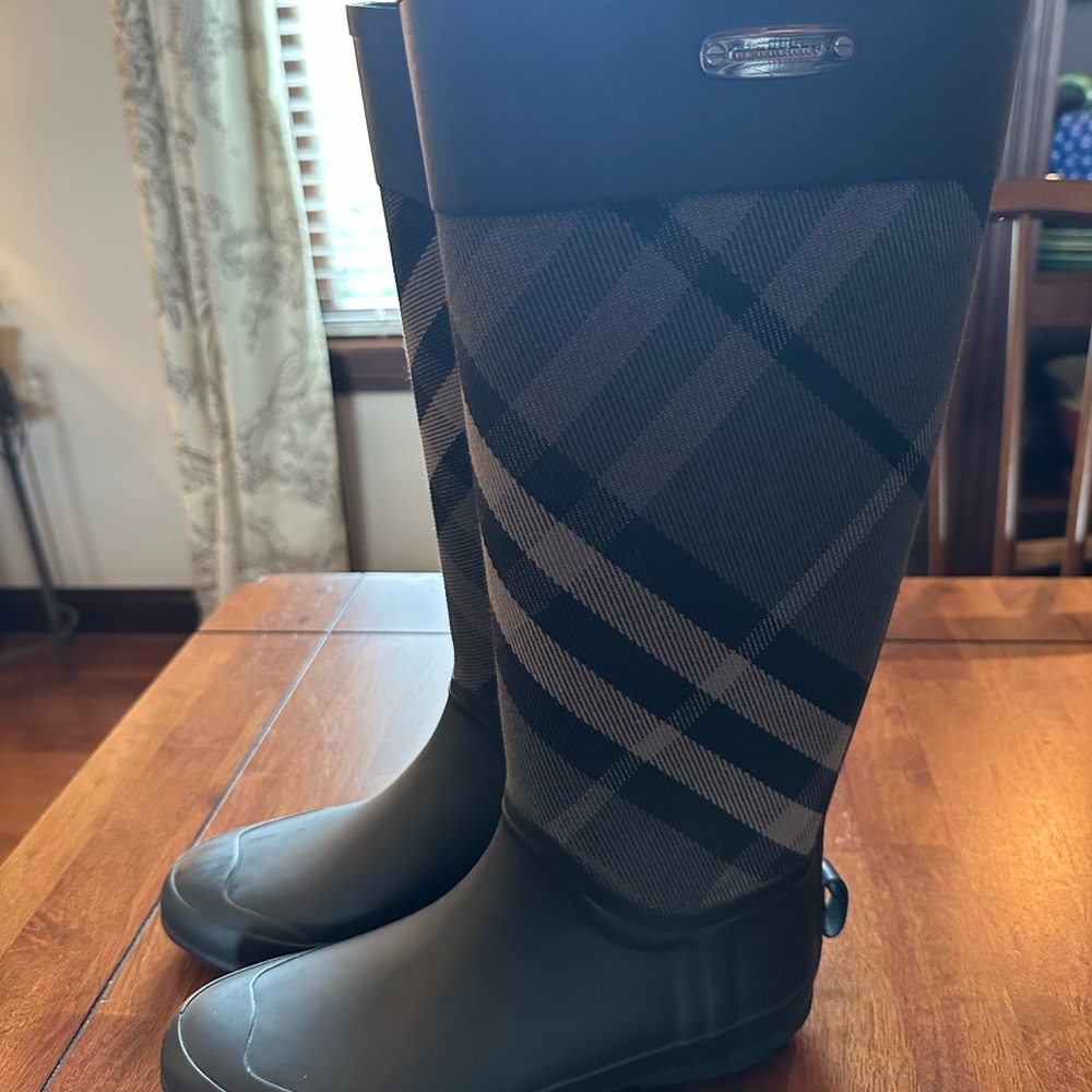 Burberry Black and Tan Checkered Rain Boots